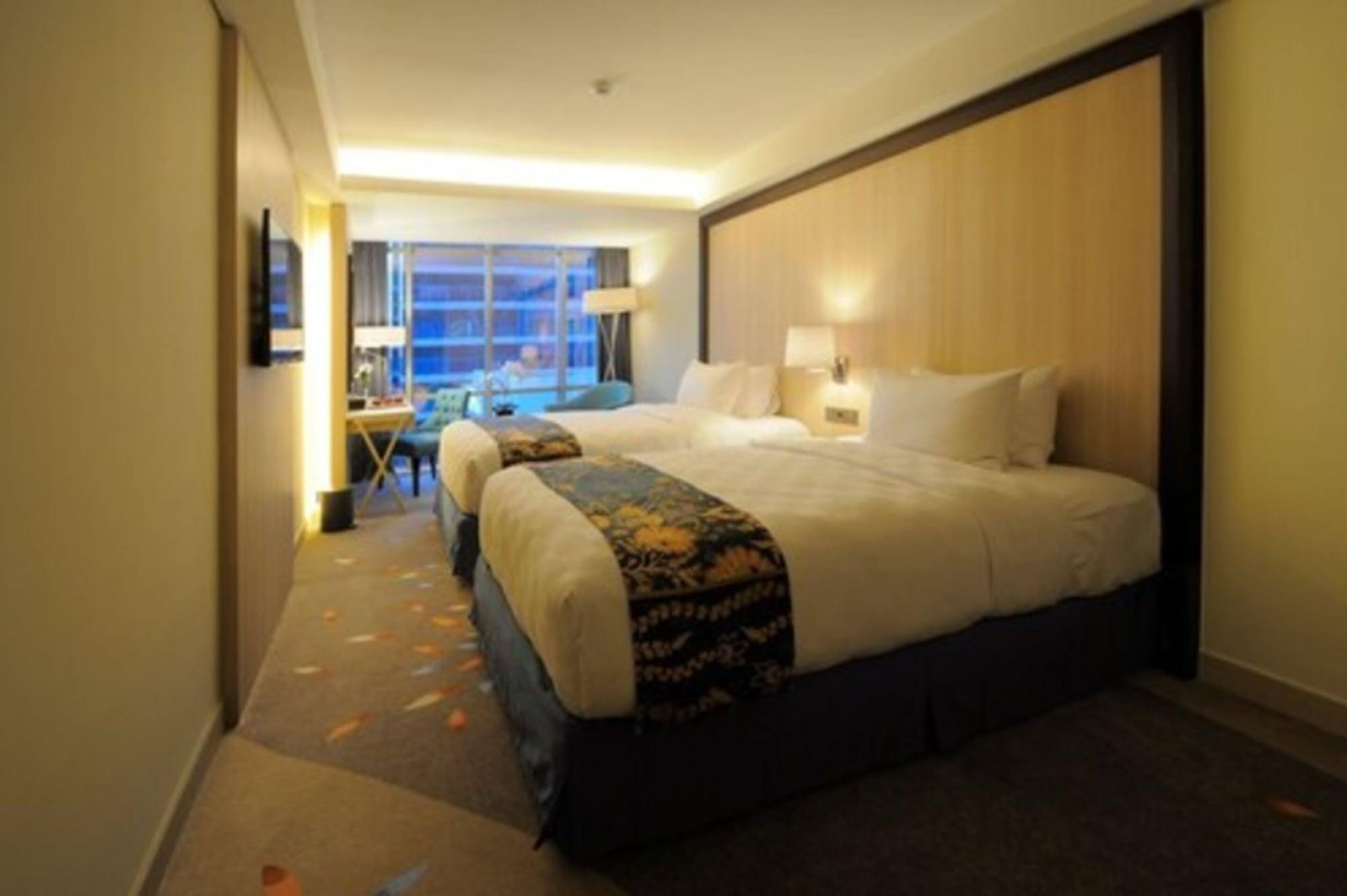 Louis Kienne Hotel Pandanaran Semarang Exteriér fotografie