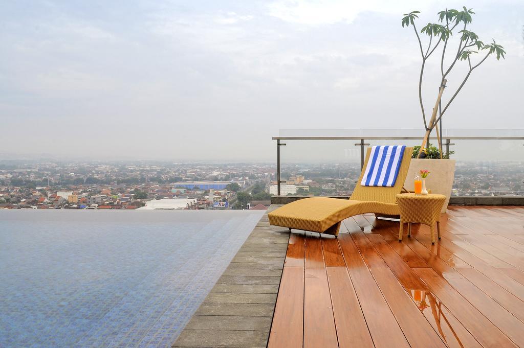Louis Kienne Hotel Pandanaran Semarang Exteriér fotografie